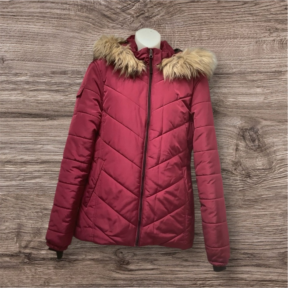 Water Resistant Midweight Puffer Jacket With Faux Fur Hood
